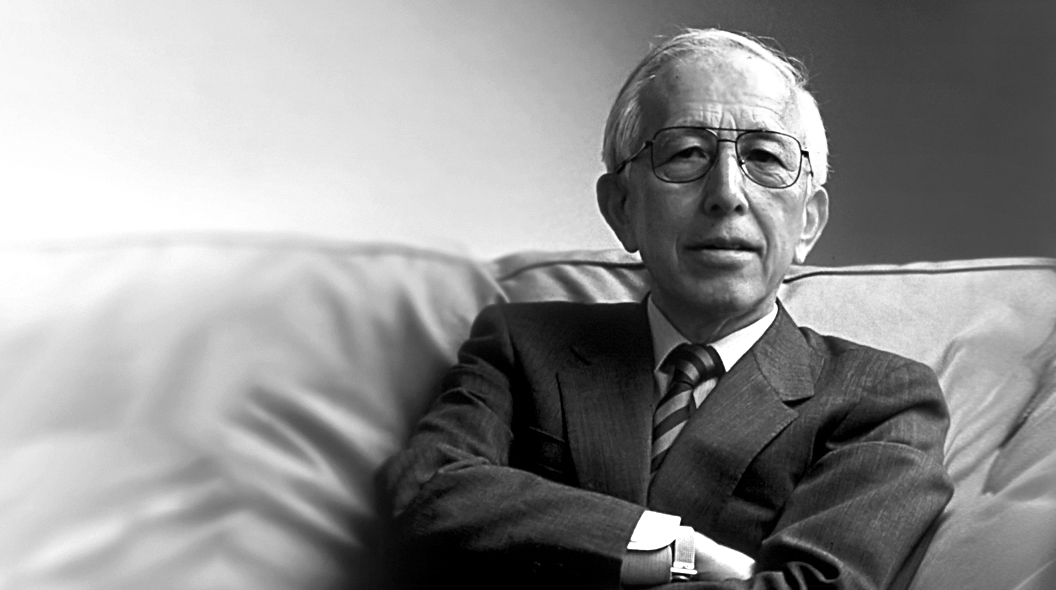 lopedetoledo's tweet photo. Ha muerto Fumihiko Maki.

El arquitecto que levantó un gigantesco espejo en la Zona Cero de Nueva York, y que desaparece a medida que gana altura, nos ha dejado después de 95 años llenos de arquitectura.

Descansa, maestro. https://t.co/oWT7OaT2PE