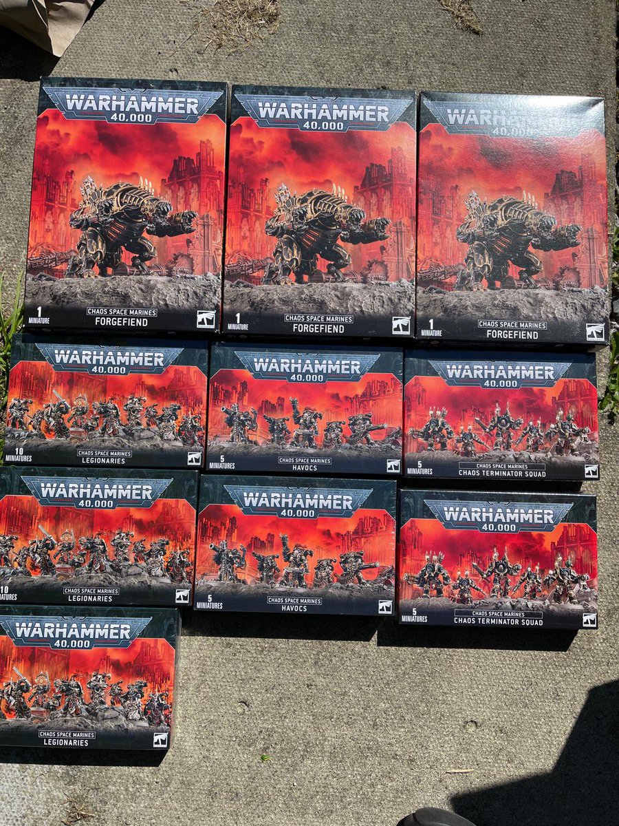 Chapter Master Valrak tweet media