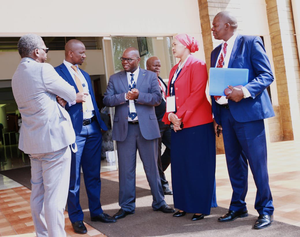 kipkuruichepp's tweet photo. Today , I attended the 3rd Regional Research Conference at the Kenya School of Government. The two-day event, themed "Data, Innovation and Technology for Land Governance," was officially inaugurated by Mr. Eliud Owalo, the Cabinet Secretary for ICT @EliudOwalo
#IGRTC https://t.co/np6SgXKE8s