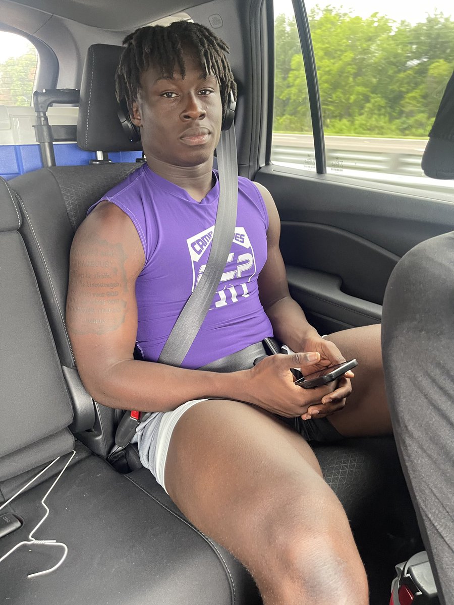 jaheimhudson2's tweet photo. It’s a great day to play ball🏈. On my way to the football camp at @Shorter_FB @coachmorrison58 @Coach4manSU @SumnerHSFootbal
#jaheimhudson #sumnerhigh #classof2025 #6ft 213 lbs RB/ LB https://t.co/rAOx0uRCcF