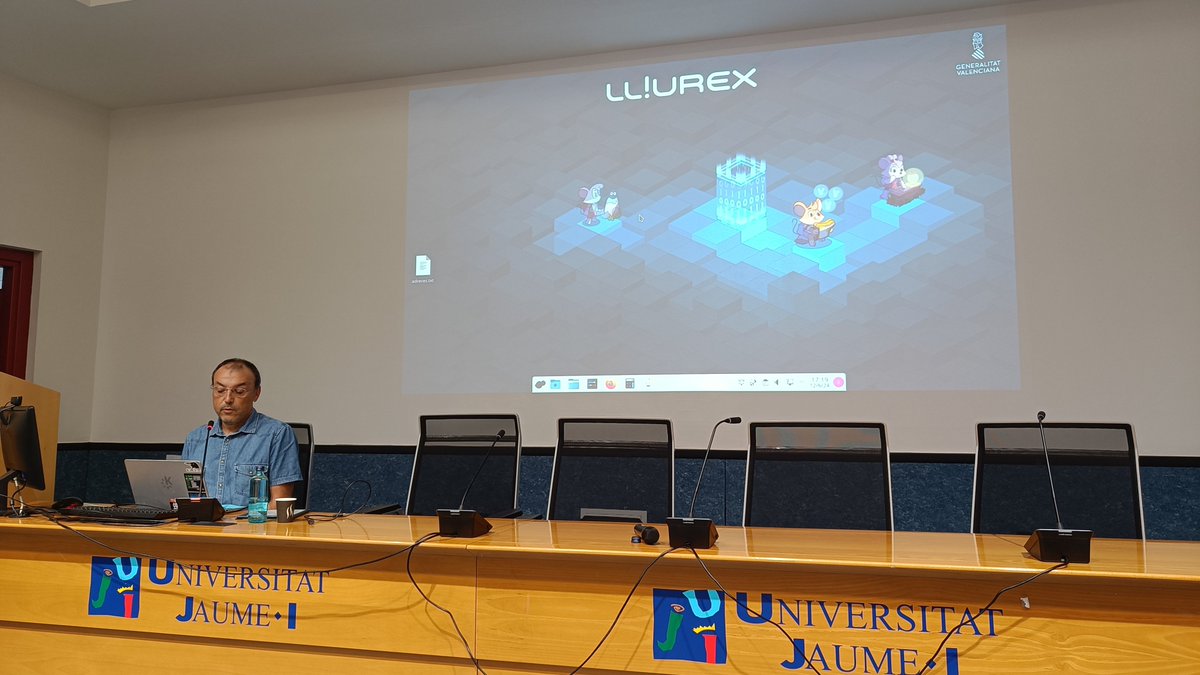 cjgarmar's tweet photo. Tàfol ens presenta les virtuts de KRunner: https://t.co/XftaSO4bAI