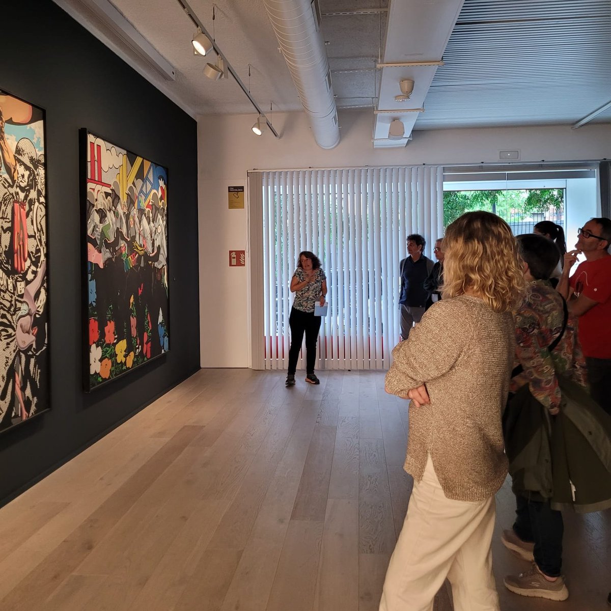 Fundació Joan Miró, Barcelona (@fundaciomiro) on Twitter photo 🖼️🔝 No és casualitat que s'exhaurissin les places per a la visita d'ahir dels #AmicsFJM a l'exposició #EquipoCrónica a la <a href="/FundacioSunol/">Fundació Suñol</a>, una proposta espectacular sobre aquest grup d'artistes de València!
#FundacióMiró 🖼️🔝 No és casualitat que s'exhaurissin les places per a la visita d'ahir dels #AmicsFJM a l'exposició #EquipoCrónica a la <a href="/FundacioSunol/">Fundació Suñol</a>, una proposta espectacular sobre aquest grup d'artistes de València!
#FundacióMiró