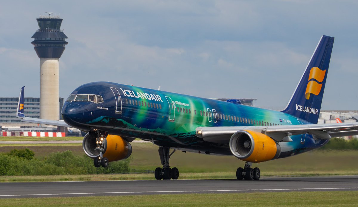 Think Planes (@thinkplanes) on Twitter photo It was great to capture <a href="/Icelandair/">Icelandair</a> stunning <a href="/BoeingAirplanes/">Boeing Airplanes</a> 757-200 in the Hekla Aurora livery <a href="/manairport/">Manchester Airport</a> today as well as catch up with two legends 👌
#Icelandair #Boeing #Boeing757 #ManchesterAirport #Aviation It was great to capture <a href="/Icelandair/">Icelandair</a> stunning <a href="/BoeingAirplanes/">Boeing Airplanes</a> 757-200 in the Hekla Aurora livery <a href="/manairport/">Manchester Airport</a> today as well as catch up with two legends 👌
#Icelandair #Boeing #Boeing757 #ManchesterAirport #Aviation