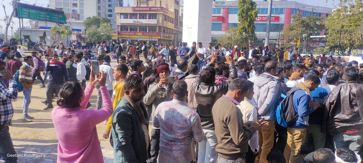 अबकी बार युवा मित्रो के साथ जनता का आशीर्वाद      
#युवा_मित्रों_को_बहाल_करो 
<a href="/BhajanlalBjp/">Bhajanlal Sharma</a> <a href="/cpjoshiBJP/">C. P. Joshi</a>
<a href="/RajCMO/">CMO Rajasthan</a> <a href="/gssjodhpur/">Gajendra Singh Shekhawat</a> <a href="/DrGopal_Sharma/">Dr. Gopal Sharma</a> <a href="/News18Rajasthan/">News18 Rajasthan</a>
<a href="/zeerajasthan_/">ZEE Rajasthan</a>