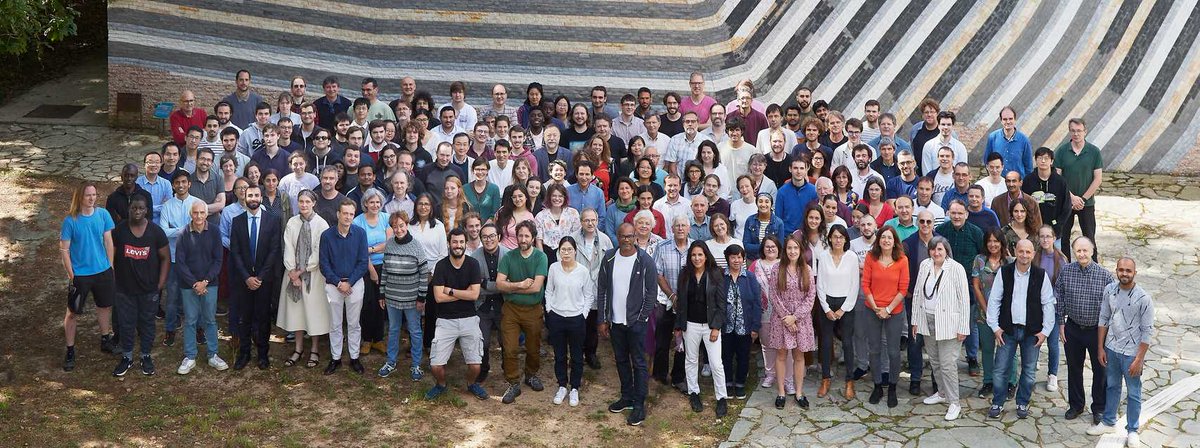 Annonce : mon labo, le <a href="/LPS_Orsay/">Laboratoire de Physique des Solides</a>,  va recruter  un.e chargé-e de médiation scientifique et de com' sur un poste CNRS niveau ingénieur d'études (fonctionnaire). Deadline le 10 juillet. Faites passer !
profilsdemplois.cnrs.fr/ords/afipprd_p…