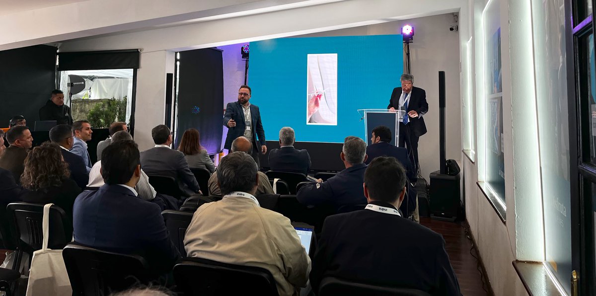 IndraenColombia's tweet photo. ¡Comenzamos nuestro Surveillance Workshop Latam 2024, en Bogotá! Durante 3 días y de la mano de nuestros expertos, explicaremos nuestras capacidades en materia de vigilancia radar, tráfico aéreo y defensa, con los cuales venimos acompañando a gobiernos y países de todo el mundo. https://t.co/ogfFmNZKUU