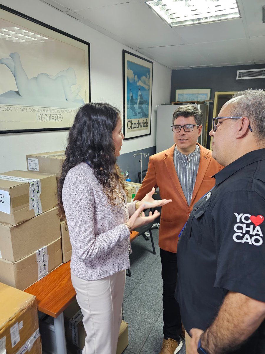 VincentiLab's tweet image. #Vincenti en acción 💚💙

Realizamos un gran aporte de #medicamentos, con el objetivo de que los pacientes del centro de salud, se puedan beneficiar y cumplir su tratamiento con garantía. 

Continuamos el compromiso junto a #SaludChacao con el cuidado de la #salud.