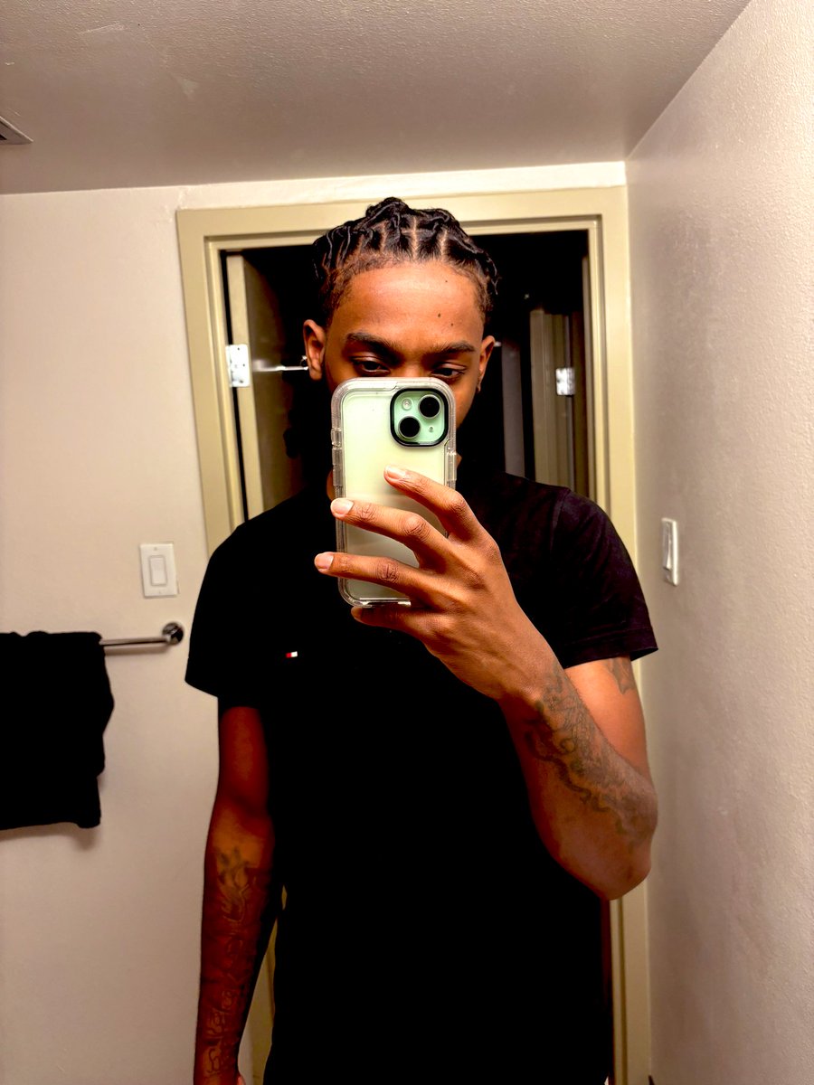 Just enjoying life 🤩