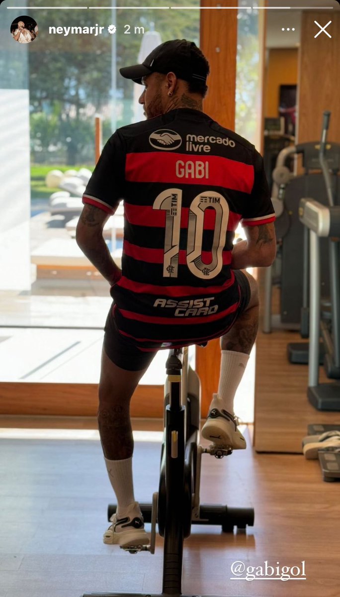 fla_infos's tweet photo. Neymar com a camisa 10 do Flamengo. https://t.co/ucJ2PkyvgO