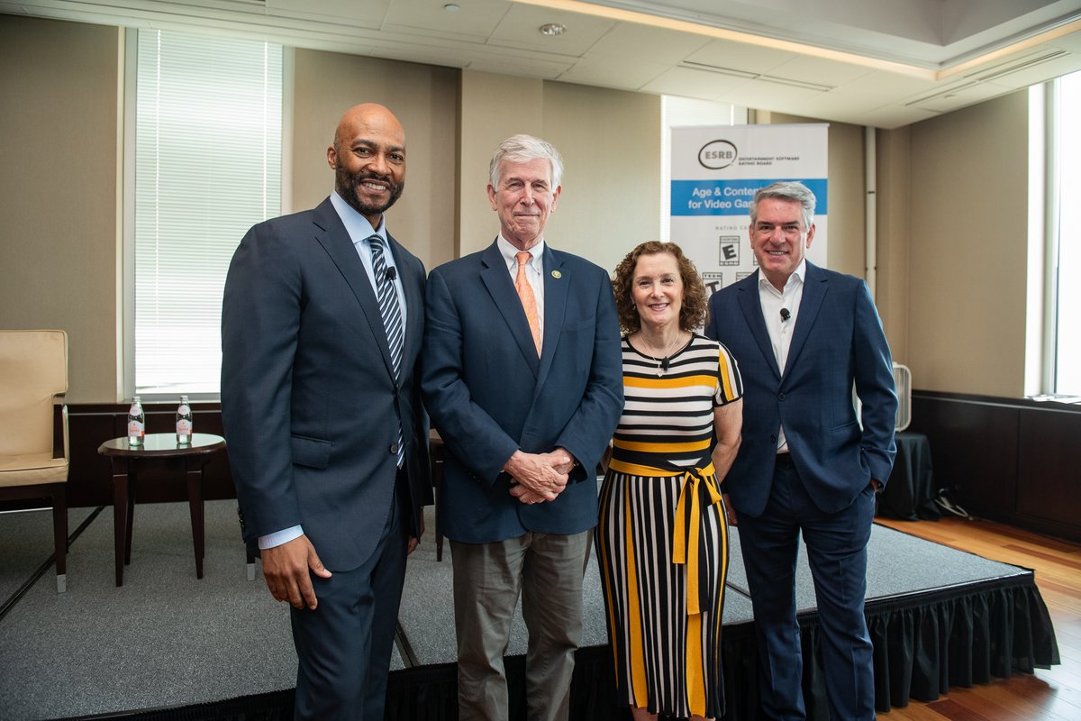 theESA's tweet photo. Last week, we brought video games to the Hill 🎮🏛️!
Hill staff and policymakers enjoyed demos and connected with industry leaders, including @RepDonBeyer, ESA President & CEO Stan Pierre-Louis, @ESRBRatings President Pat Vance and @wbgames President David Haddad.
#ESA30 https://t.co/SUmSlhqTEw