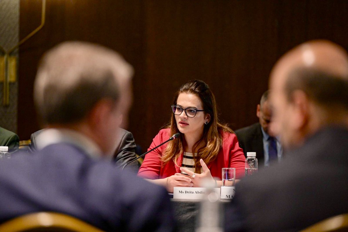 drita_abdiu's tweet photo. 🇲🇰🇪🇺 2daysTAIEX multi-Country WorkshopEU in Belgrade, I presented 🇲🇰 experience in the EU screening process for Cluster 1 - Fundamentals. Emphasized national legal framework, EU integration management &amp; screening sessions. 🇪🇺  🇲🇰 🇦🇱 🇧🇦  🇬🇪 🇲🇩 🇷🇸  🇺🇦  🇪🇺 https://t.co/yE9efbPWEV