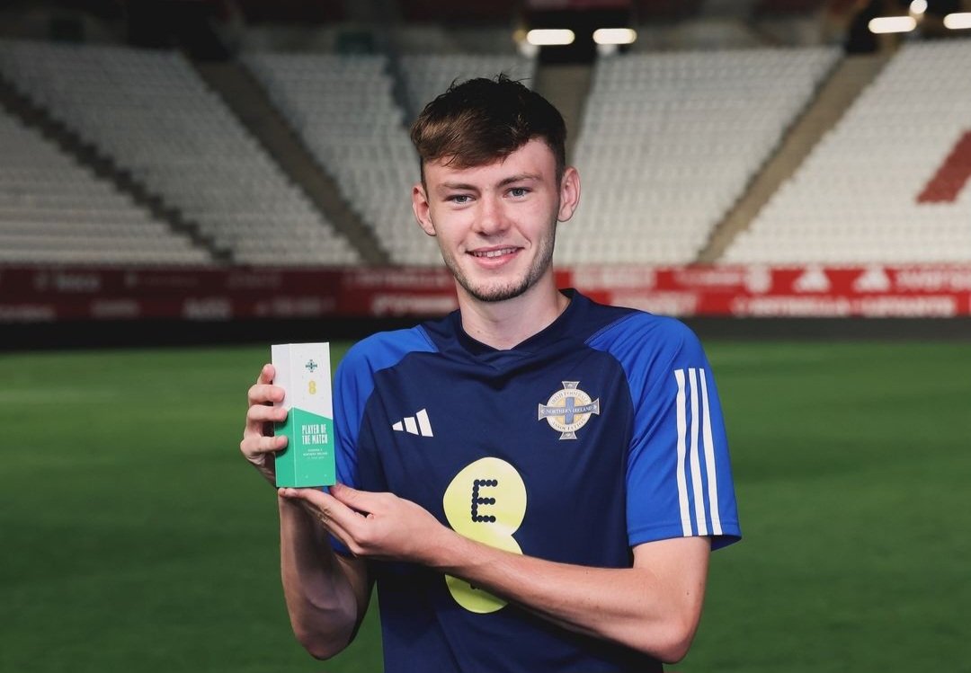 RisingBallers_'s tweet photo. Connor Bradley bagged a brace and picked up the MOTM award in Northern Ireland's 2-0 win vs Andorra last night 🙌💎

As breakout seasons go... it hasn't been too bad for the 20 year-old 🌟😮‍💨 https://t.co/iNabnpnFOl