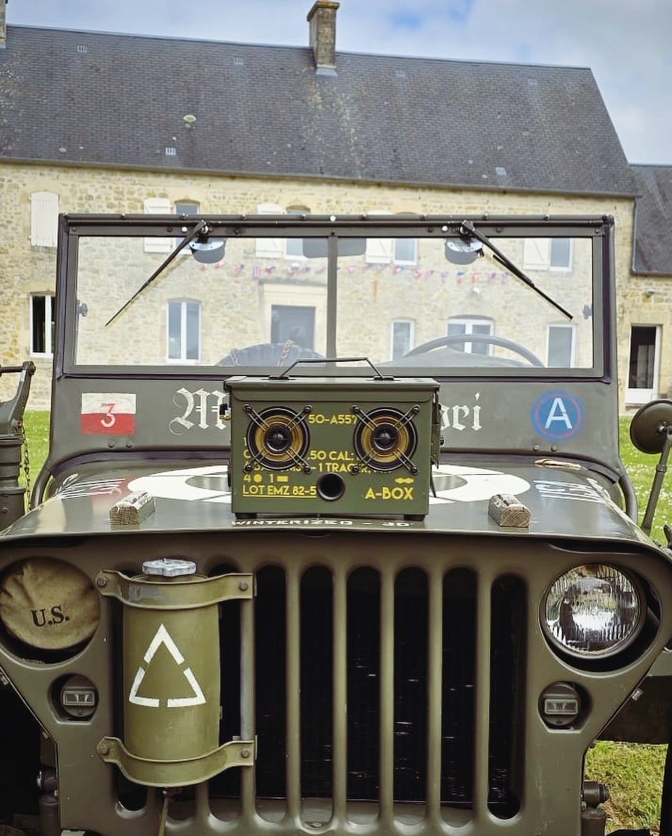 ultimatesonly's tweet photo. The perfect combo?

Photos by @willys20381437s

#ammocanspeaker #willys #willysjeep #bluetoothspeaker #4x4 https://t.co/FtlM6NkvvX