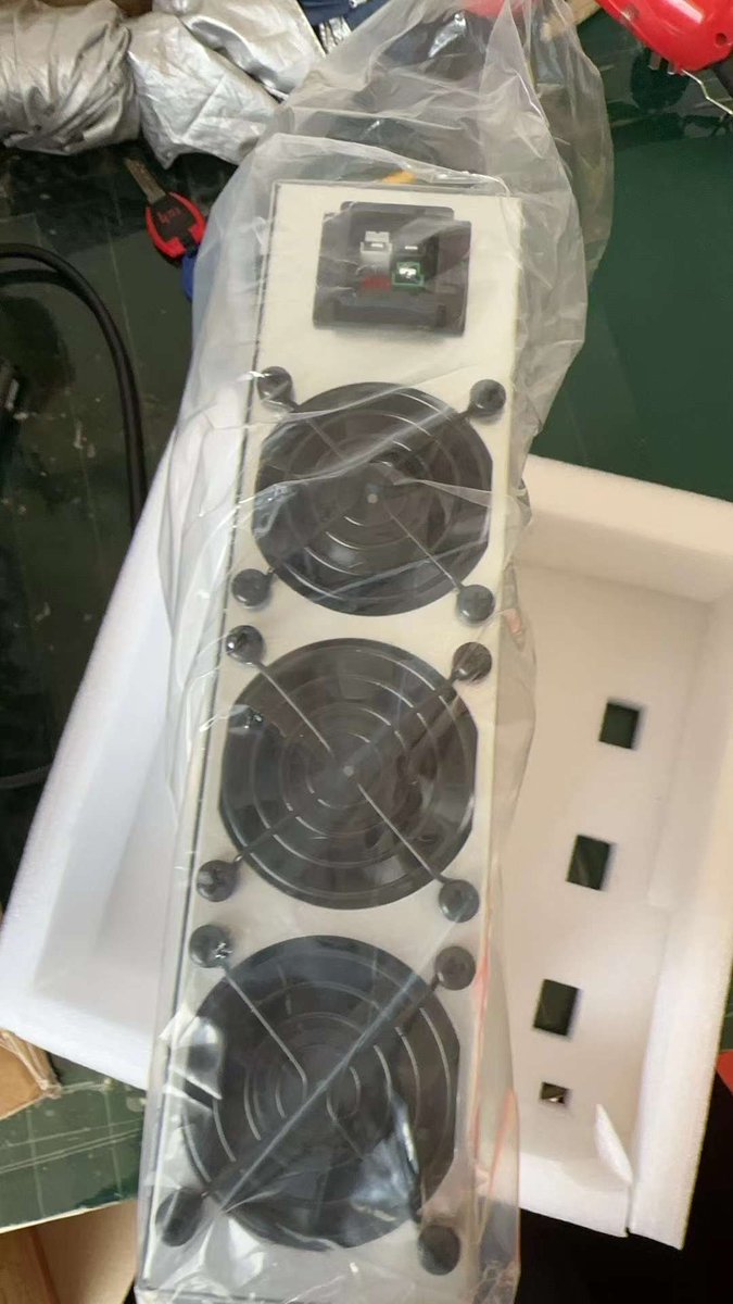 @candykmining tweet media