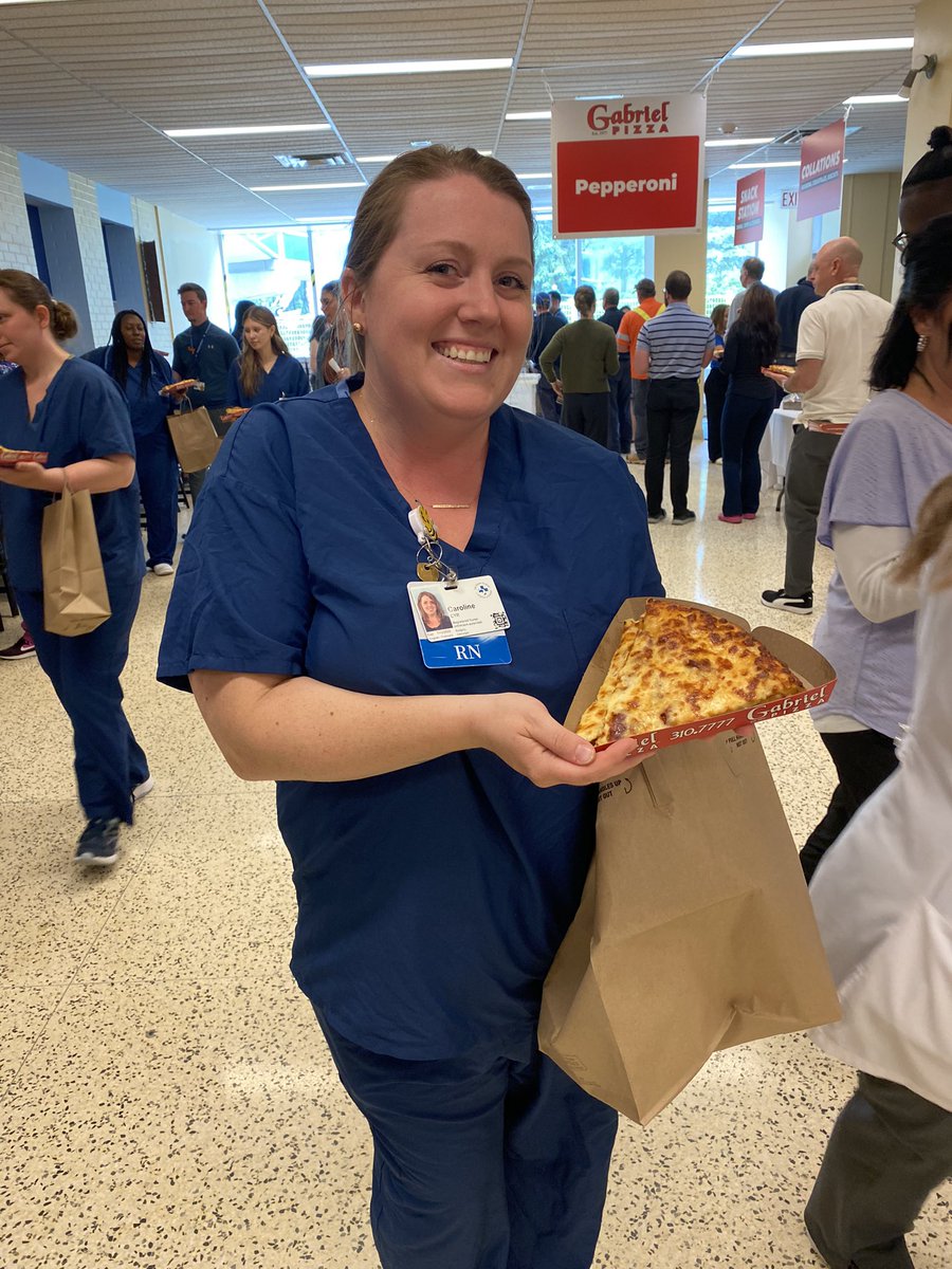 Move100Ottawa's tweet photo. Day 2 of us being on-site for Staff Appreciation Week at @OttawaHospital Riverside campus today! Civic Campus tomorrow for the final day! 🏥🍕👏👨‍⚕️👩‍⚕️‼️ #TOHSAW https://t.co/ZnSxvPCWOi