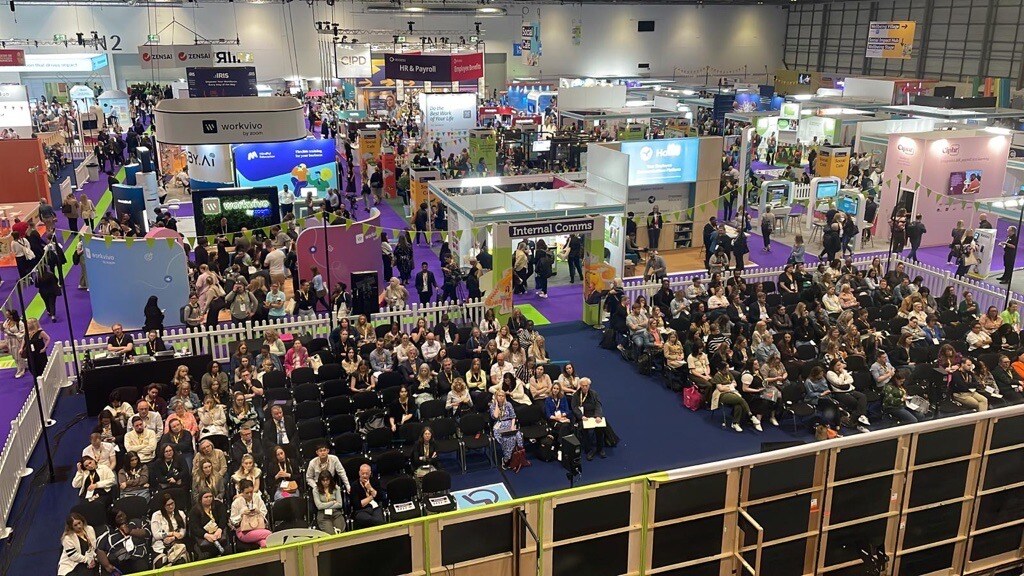 That's a wrap for the first day at the CIPD Festival of Work!

We're excited to be back again tomorrow!

Don't miss our session on the Employee Experience Stage from 11:15 - 12:15, where we'll be discussing "How to Create Hyper-Personalised Employee Experiences."