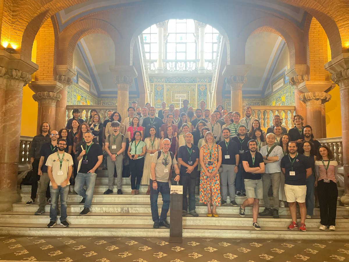 To finish the Workshop, the group photo! Thank you to all participants for these nice days of great science! 

#QuantumGrainWorkshop #QuantumGrain #Astrochemistry #CompChem