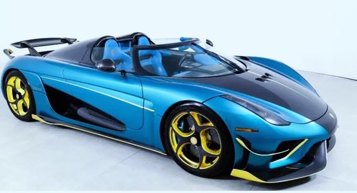 CarTroopsdotcom's tweet photo. We celebrating hump day in style today!! Koenigsegg Regera baby!! What a beauty!! #koenigesgg #koenigesggregera #hypercar #superhyper #carspotting #madspeed #supercar #speed #humpday #humpdaywednesday #carswithoutlimits #supercardaily #lovecars #cartroops #teamcartroops #carinstagram #cars #carsandcoffeeofinstagram #koenigsegg_daily