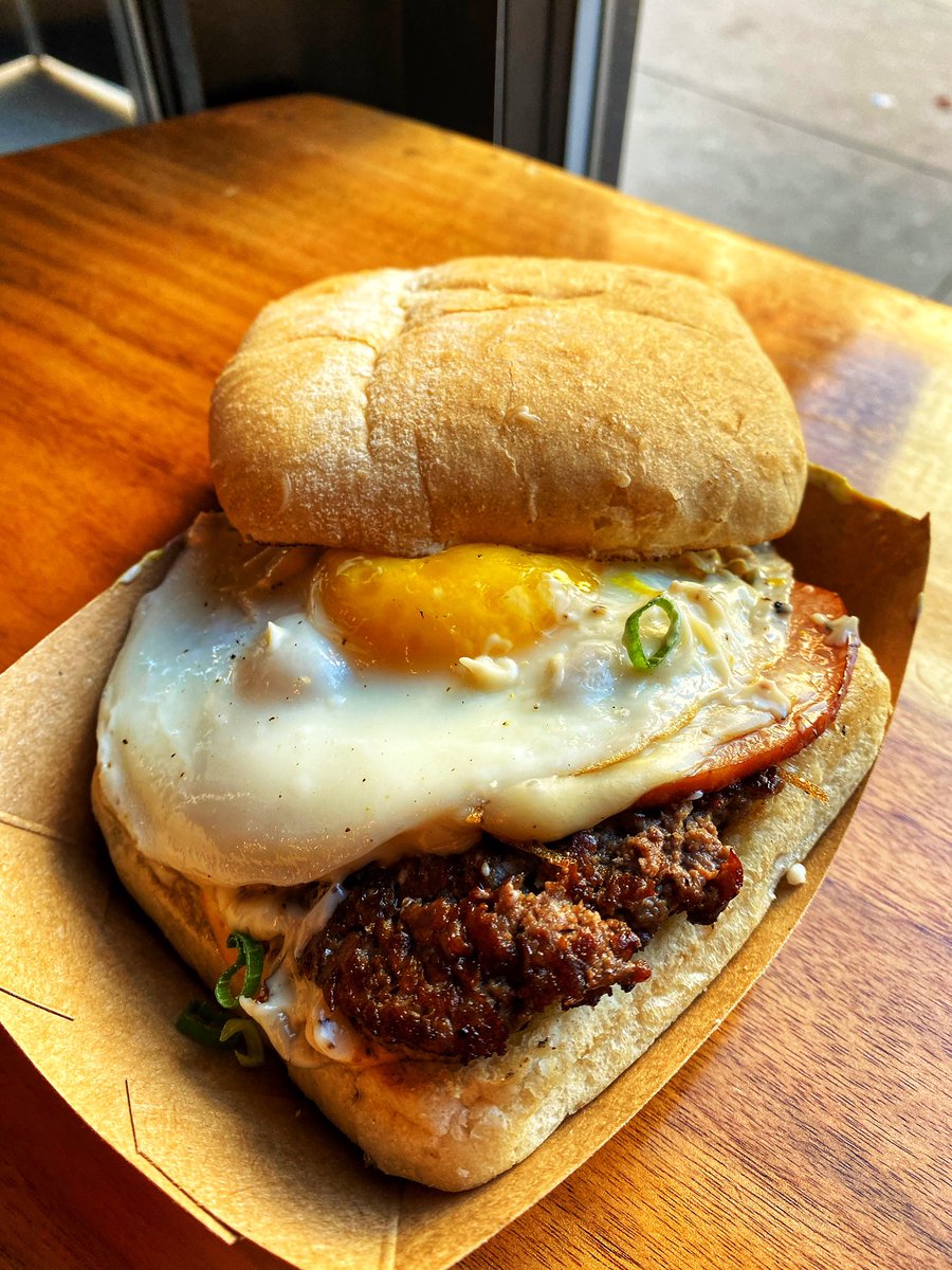 danhoppen's tweet photo. The College World Series is here, and you need spots around the ballpark to eat. Here are 16 awesome Omaha restaurants to visit around the park during the College World Series: https://t.co/os7vzTZBtz https://t.co/rgUdW1sJzF