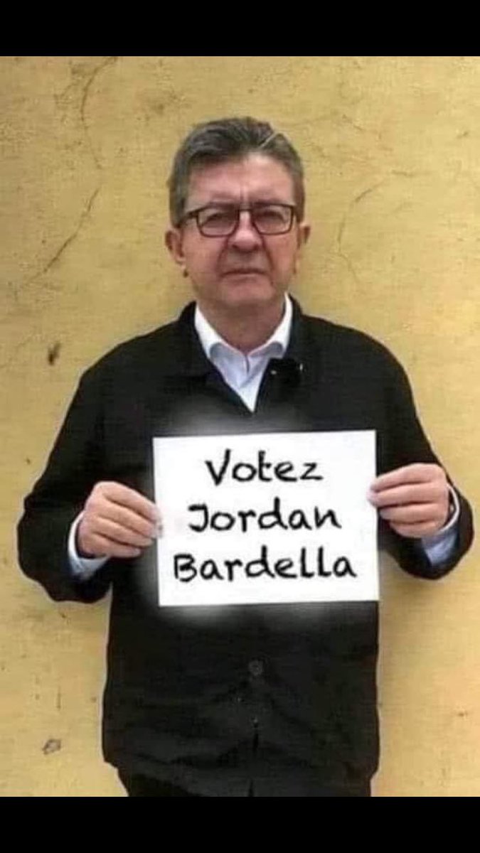 lud9655's tweet photo. @JLMelenchon https://t.co/L0dgHJpODX