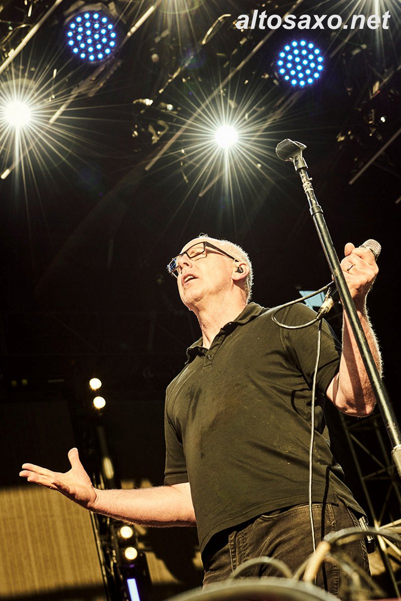 AltosaxoMusic's tweet photo. Greg Graffin of Bad Religion performs live at No Values Festival 2024 at Fairplex in Pomona, California on June 8, 2024. #BadReligion #NoValuesFest #NoValues2024
ALTOSAXO Music Apparel
https://t.co/BQvVWUp4lJ https://t.co/RC89yZ7bvE