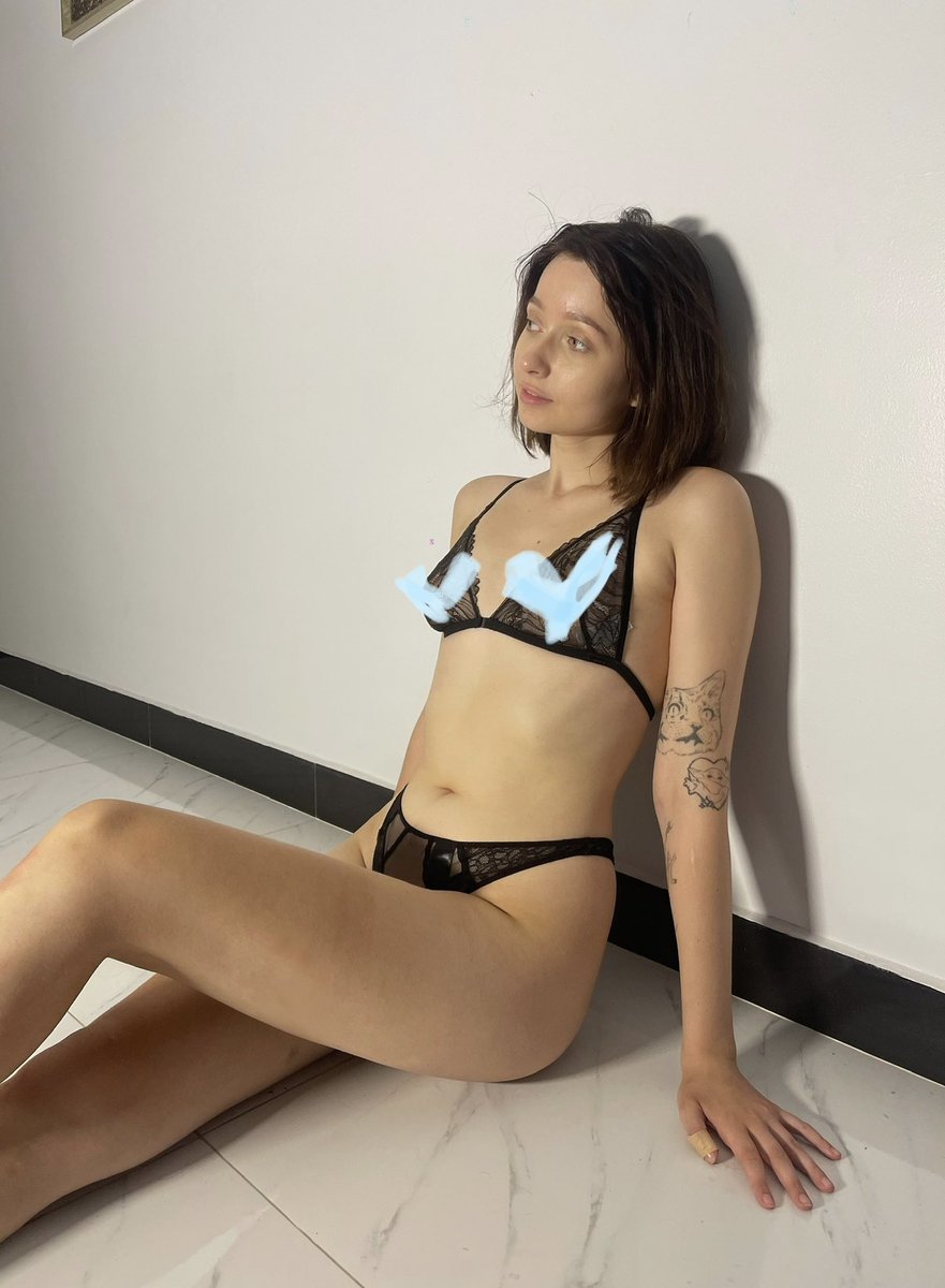 Trisha_sparkle_'s tweet photo. I published a little more on my pages without censorship, I hope you missed me

 #fansly #ffmodel #frontfanz #nsfwtwt https://t.co/cLUr51sRgD