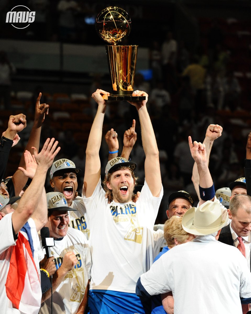 dallasmavs's tweet photo. 1️⃣3️⃣ years ago, memories were made 📸 

#MFFL https://t.co/ovhnY0lAX7