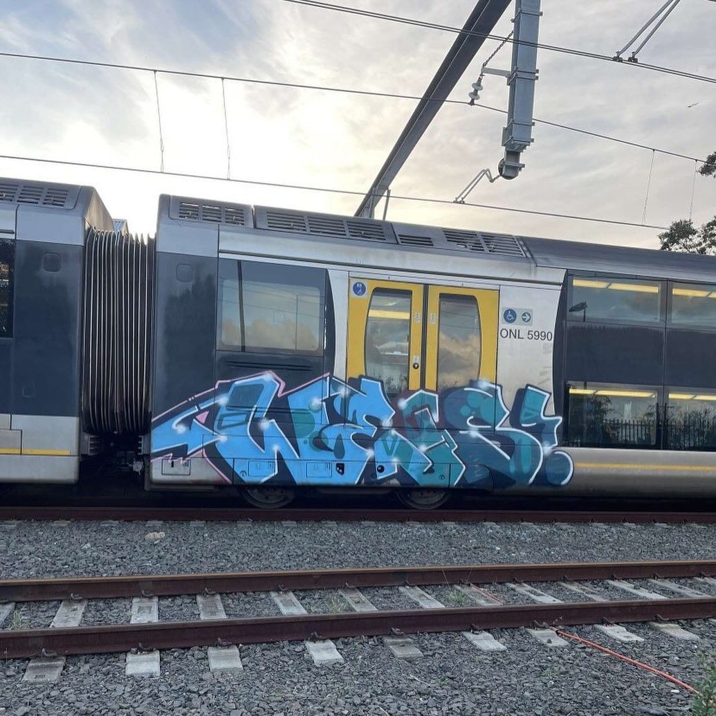 BombingScience's tweet photo. Flicks of the week are live! https://t.co/q7mqoyiluW
#mozak #kolos #nyke #knife #set #kwest #weis #nevs #wince #zire #kerse #boost #pitie #flicksoftheweek #blog #graffitiblog #bombingscience #graffiti #graff #letters #artist https://t.co/0JxzG3IiM2