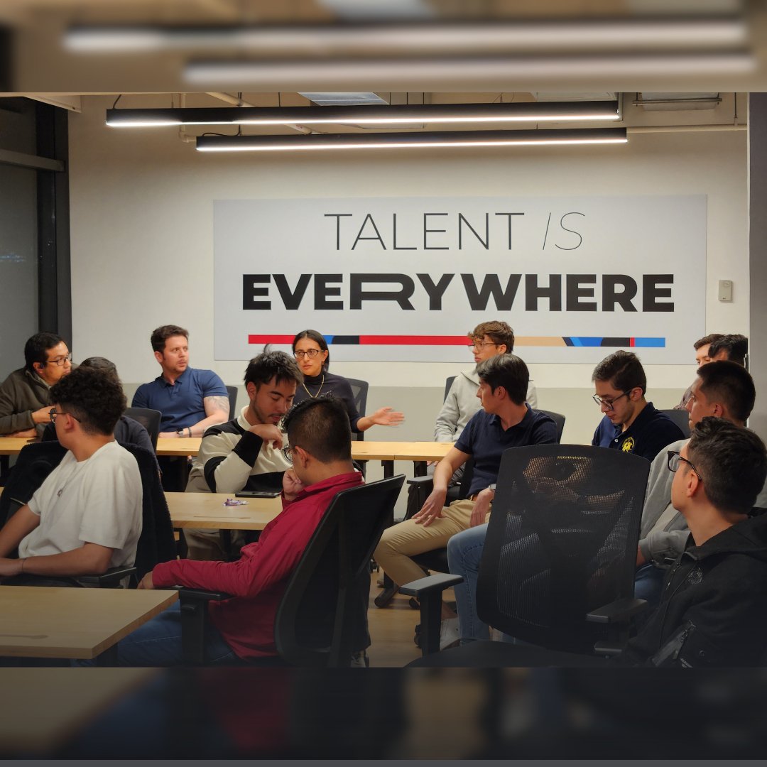 wizelineglobal's tweet photo. Data Career Paths and Recruitment Q&amp;A: A Resounding Success! 🙌🏻
The atmosphere was buzzing ⚡ with insightful discussions and valuable takeaways. 
Want to build your data career? Visit 👉 https://t.co/yK6CZMqZgt
#DataCareers #DataRecruitment #TechTalent https://t.co/OR4n2ZTNOz