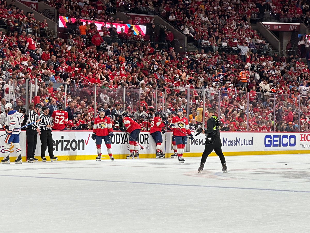 CP Communications (@cp_comm) on Twitter photo 🏒 CP Communications delivered top-notch coverage for Stanley Cup Finals. Stay tuned for more highlights as the series unfolds! 🏆🎥 #CPComms #StanleyCupFinals #BroadcastExcellence 🏒 CP Communications delivered top-notch coverage for Stanley Cup Finals. Stay tuned for more highlights as the series unfolds! 🏆🎥 #CPComms #StanleyCupFinals #BroadcastExcellence