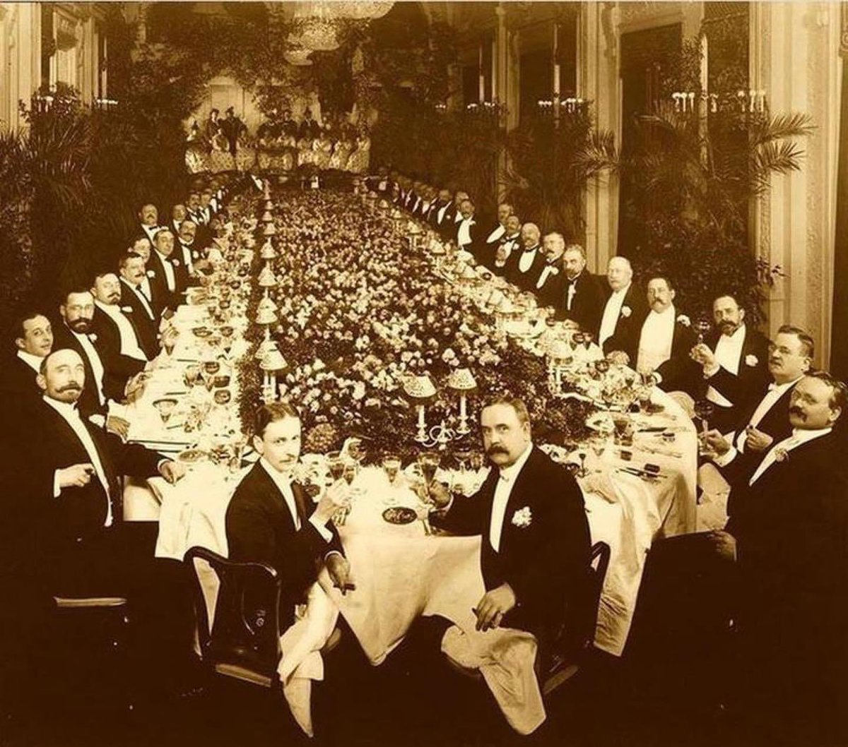 How I imagine supping with <a href="/DavidSacks/">David Sacks</a> and <a href="/chamath/">Chamath Palihapitiya</a>