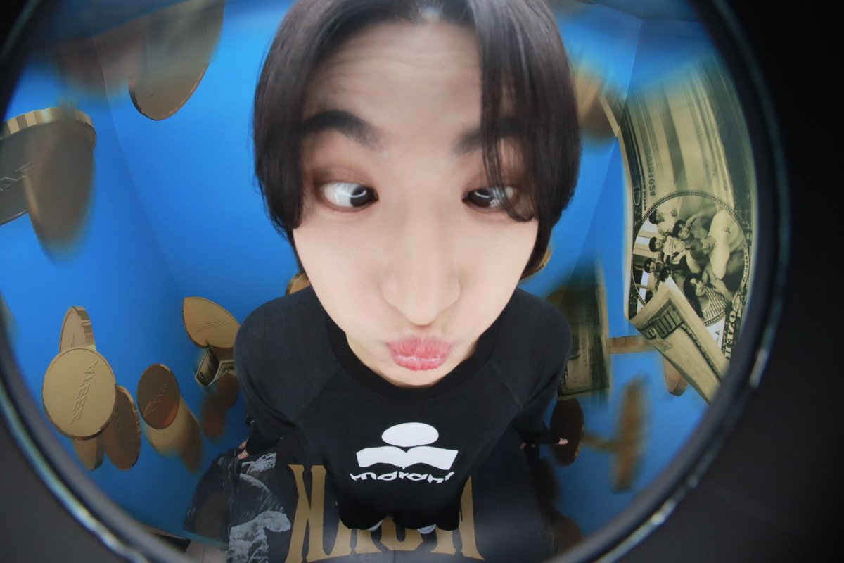 xx520vip's tweet photo. DDEONGHWA HD VERSION 🤣🤣💗 https://t.co/2laCA9FMk3