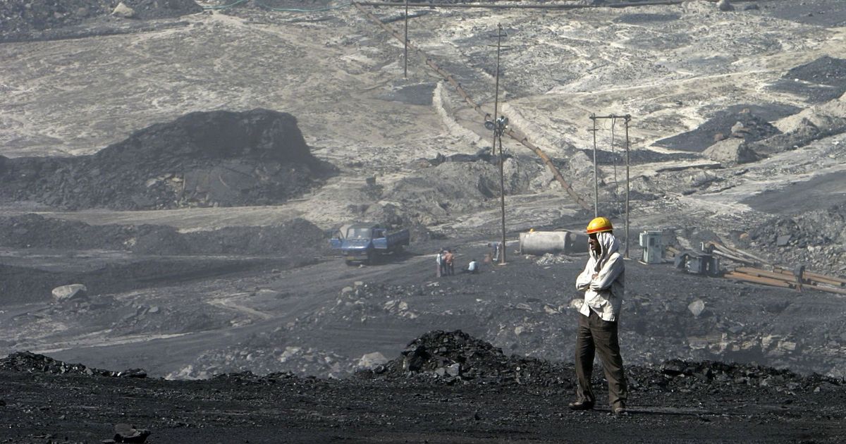 छत्तीसगढ़ में खनन प्रक्रिया से स्थानीय समुदायों को स्थिर रोजगार और विकास के अवसर मिल रहे हैं, जिससे क्षेत्र की समृद्धि बढ़ रही है। #ChhattisgarhMining #hasdeo #hasdev #coalforcg