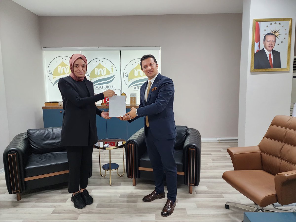 AzizSncarBilsem's tweet photo. İlçe Milli Eğitim Müdürümüze teşekkür ediyor öğrencilerimize bilim yolunda başarılar diliyoruz. @BilsemMeb @erdalkilinc27 @mardinarge @Murat69_Demir @mehmeteminduya1 @SabahattinSmer2 @ahmetgonenc https://t.co/ryueIIV1dG