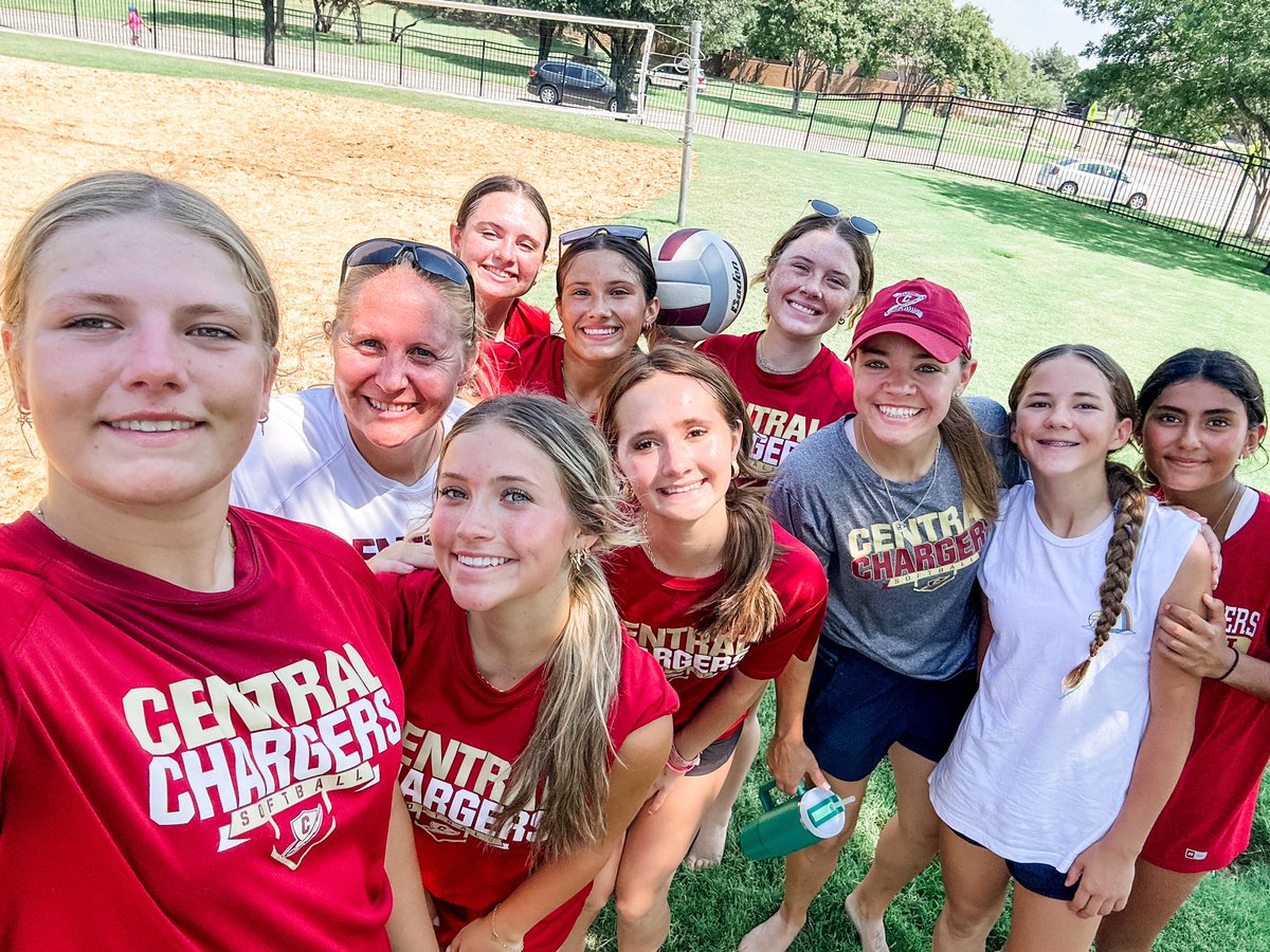 Chargers Softball (@kcsb_chargers) on Twitter photo What a fun morning with the squad!🏐Thankful for the time we get to spend together during the summer☀️ <a href="/KISDAthletics/">Keller ISD Athletics</a> <a href="/Chargers_CHS/">⚡️Keller Central Athletics⚡️</a> #BTM What a fun morning with the squad!🏐Thankful for the time we get to spend together during the summer☀️ <a href="/KISDAthletics/">Keller ISD Athletics</a> <a href="/Chargers_CHS/">⚡️Keller Central Athletics⚡️</a> #BTM