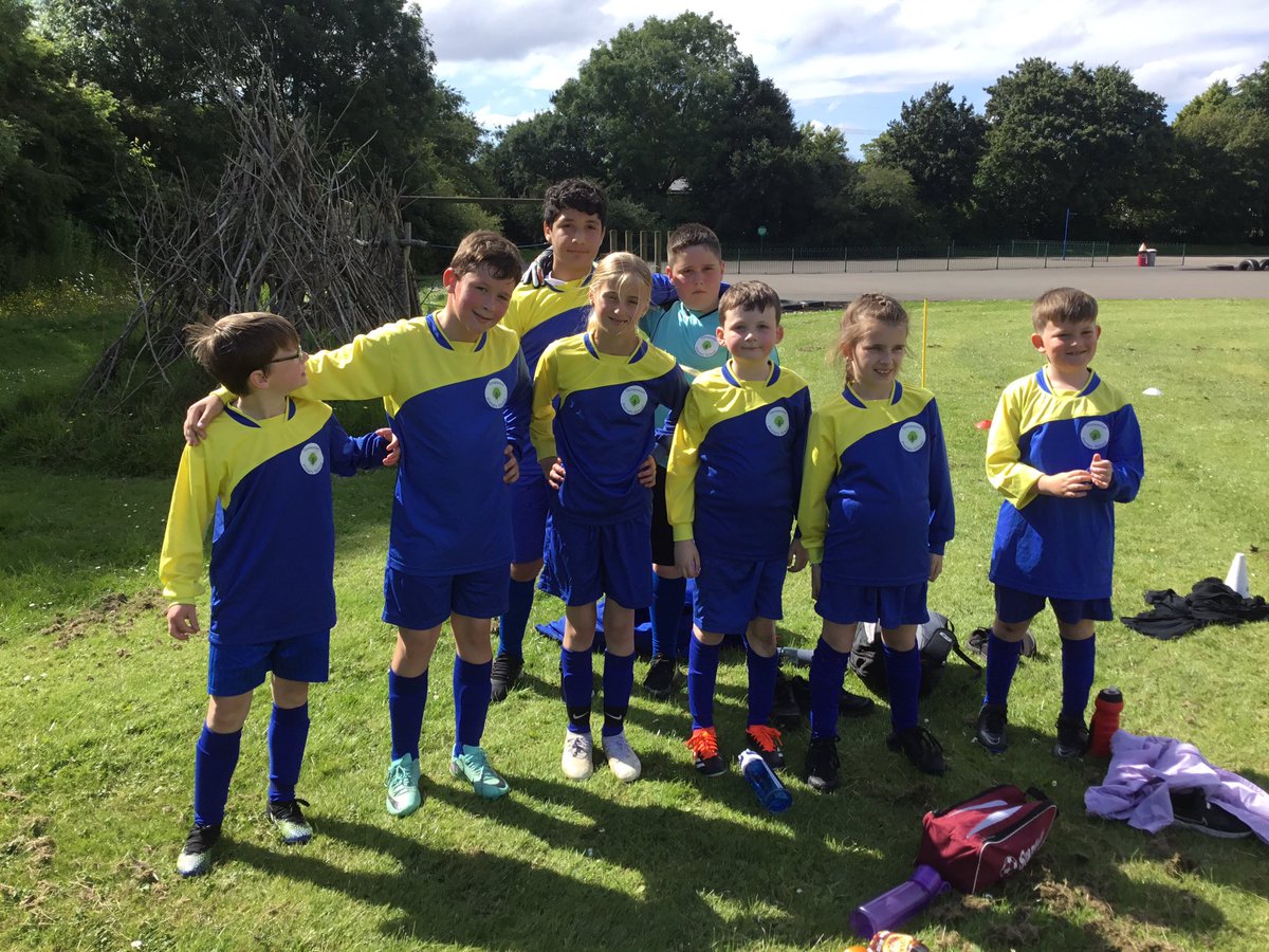 GorsewoodPrimar's tweet photo. Well done to our football team that played at Brookvale this afternoon. Your resilience and effort was phenomenal! #GorsewoodPE #60active @Halton_SG https://t.co/ugF4mwQaEH