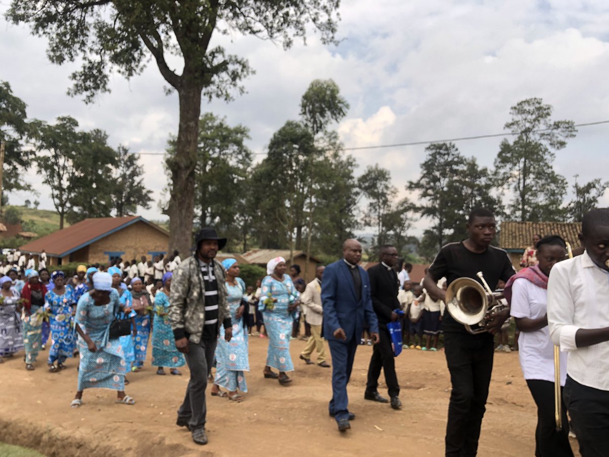 CbcaKanisa's tweet photo. Butembo: Le Révérend Martin Kilumbiro vice-Président et Représentant légal suppléant de la CBCA vient d’atterrir à Rughenda pour un long séjour de travail dans le grand nord.

https://t.co/TWIUA5dLKz https://t.co/RGH5G5loNZ
