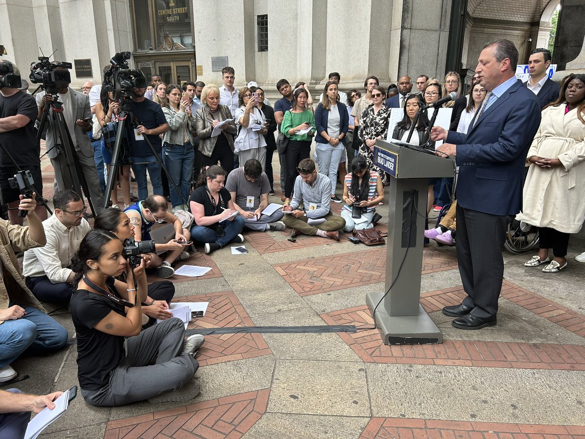 Transit Reporter Code Title XI, Chapter VII, Section III mandates that ace transit scribes must sit on the floor during news conferences.