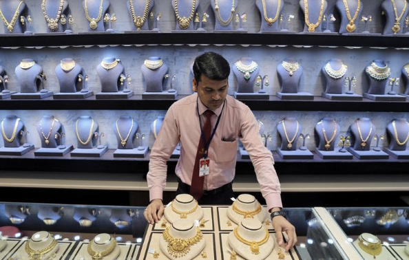 🌟 The Gold Rush is on in Asia! 🌟 

Despite high prices, gold demand is soaring due to cultural factors and economic uncertainties. Learn more about the factors driving this trend on <a href="/YahooFinance/">Yahoo Finance</a>: ow.ly/Umxv50Sh9Wh
