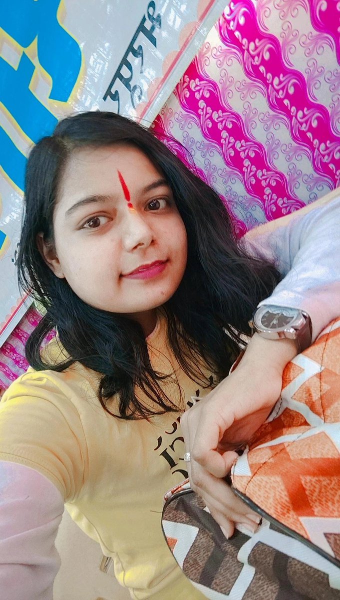 shrijiacharyaa's tweet photo. 🧿 #31jan2024 🧿 #दर्द सबको हैं यहां #जमाने में बस कोई #लिख रहा हैं✍️ तो कोई #पढ़ रहा हैं ज़माने में।
#BESTPhoto2024 
#photographychallenge #photography #modelphotography 
#photoshootmodel #photoshoottime
#Chhutkkiacharya #ShrijiAcharya https://t.co/ZKCNFb7kVE