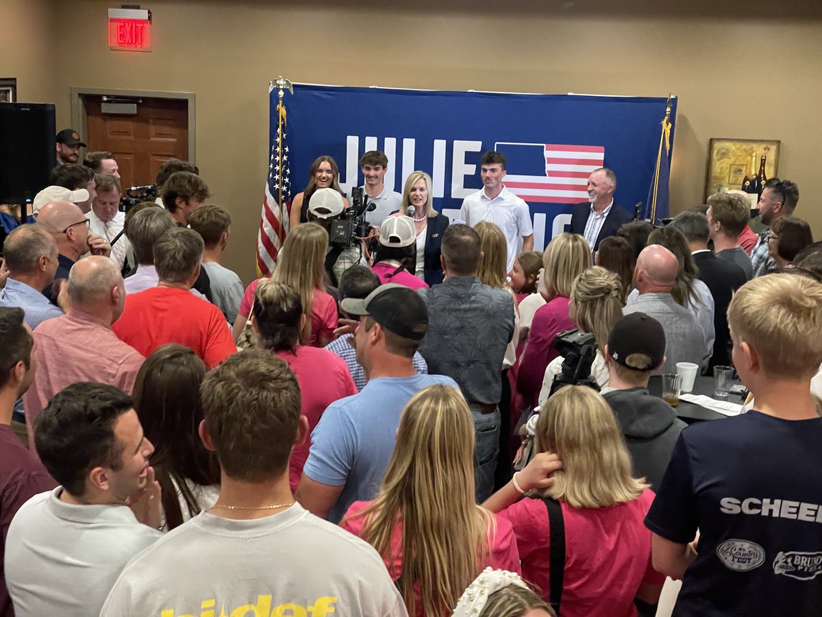 THANK YOU, North Dakota! Thank you to our supporters, volunteers, &amp; Team Fedorchak for believing in our vision to bring Fresh Energy to Washington. 1/3