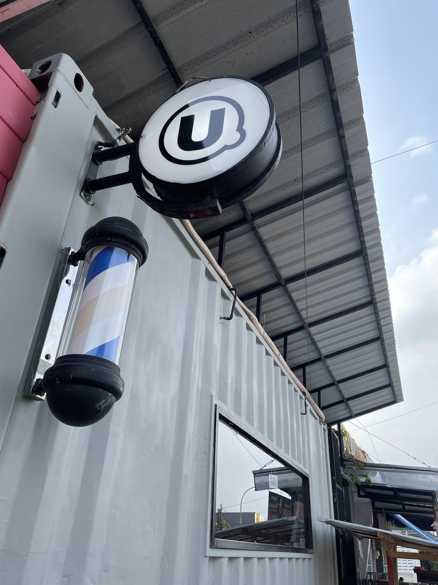 Secret Liam tweet media