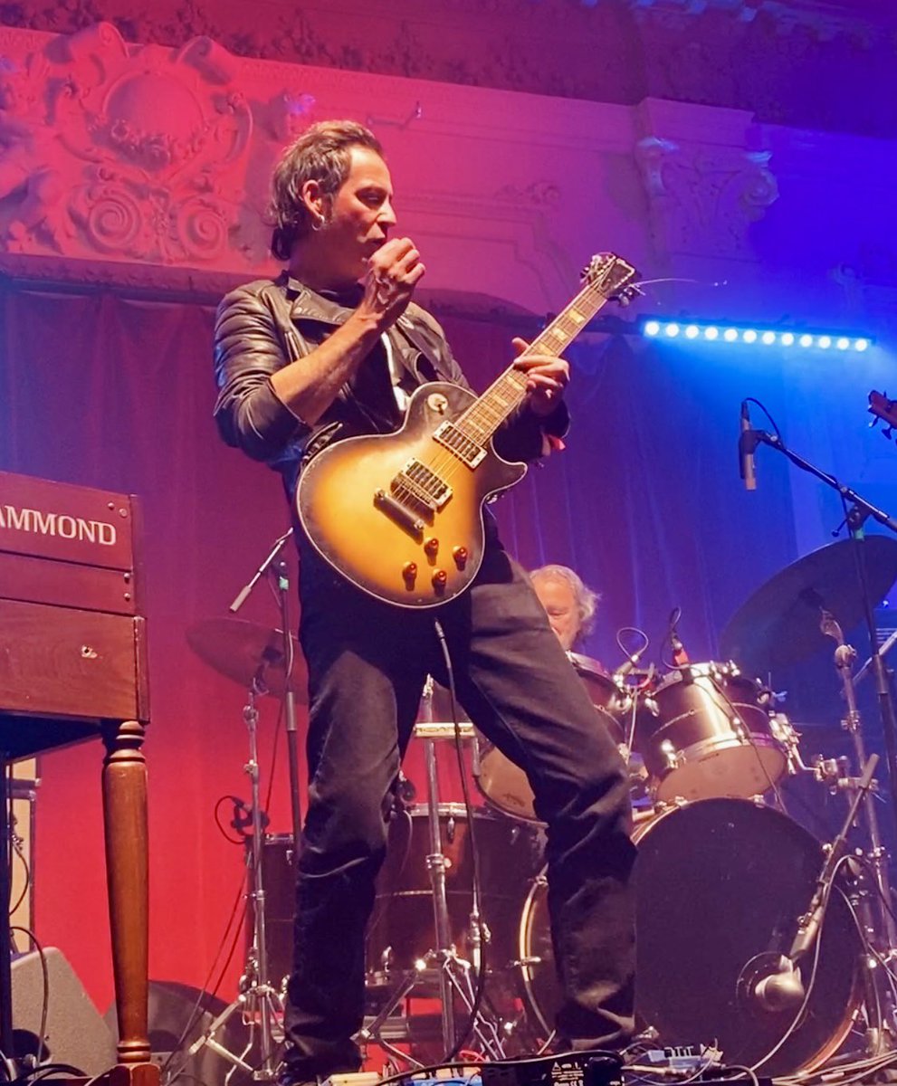 kazumingfl's tweet photo. #FOCUS12 リリースまであと42日!
ヤンアッカーマンのいたFOCUSも最高だけど今のFOCUSも最高です🫶 https://t.co/wLuv0ek1uW