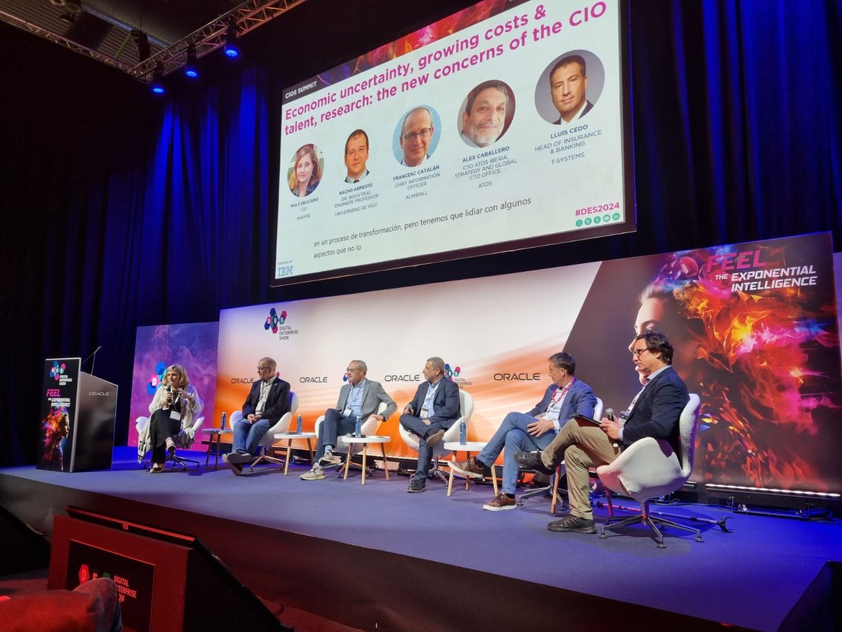 AtosES's tweet photo. En el marco del @DES_show, el CTO de Atos en España, @Alex_CaballeroF, ha participado como ponente en la sesión sobre cómo los CIO están navegando por la incertidumbre económica, los crecientes costos y los desafíos del talento, junto a otros expertos en la materia 🚀
#DES2024 https://t.co/mas034Qg03