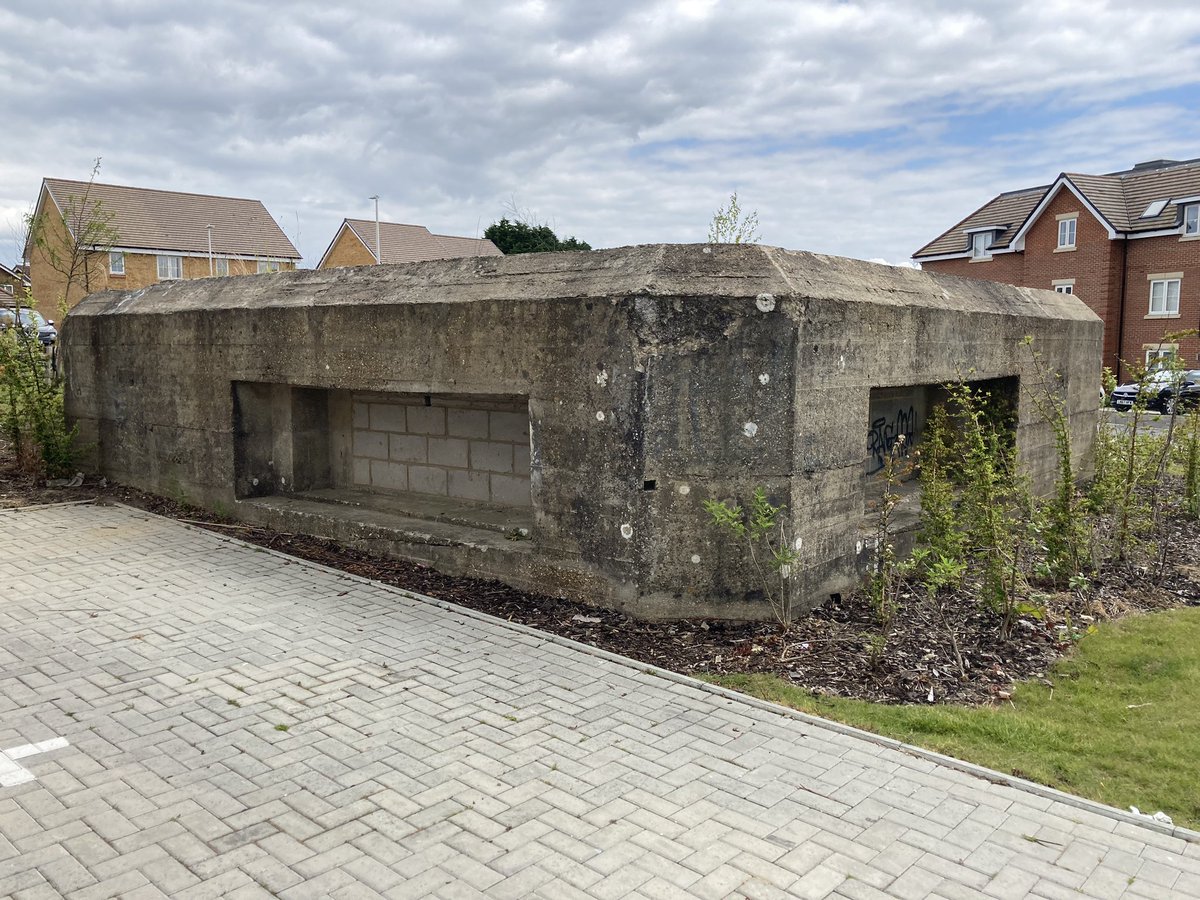 PhilLoder's tweet photo. Tracked down three FW3/28 twin embrasure anti-tank #pillboxes near Reading today. One has been built around on a new estate (looks odd), while the other two are in hedgerows. #WW2 @PillboxPete @Pillboxman @PillboxSG https://t.co/6FptClYkxE