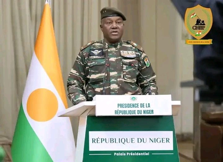 ArabouOusmane's tweet photo. #NIGER : Nous avons demandé à la Fédération de Russie l'installation d'une base militaire complète ici au Niger pour nous aider à faire face au terrorisme." a déclaré Abdourahamane Tchani https://t.co/ysv9dQ7Z39