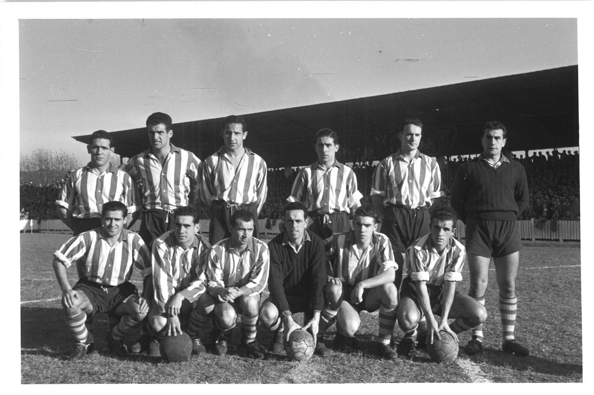 aharilaboratory's tweet photo. Partido de fútbol del Deportivo Alavés contra el Baracaldo

Signatura

ES.01059.ATHA.SCH.PC.46193-46230

Incluido en

09.- SCHOMMER KOCH

Fecha

19531101

19541231

1953, noviembre, 1 a 1954, diciembre, 31

Iturria: Photo Araba https://t.co/z1U8YOfrka