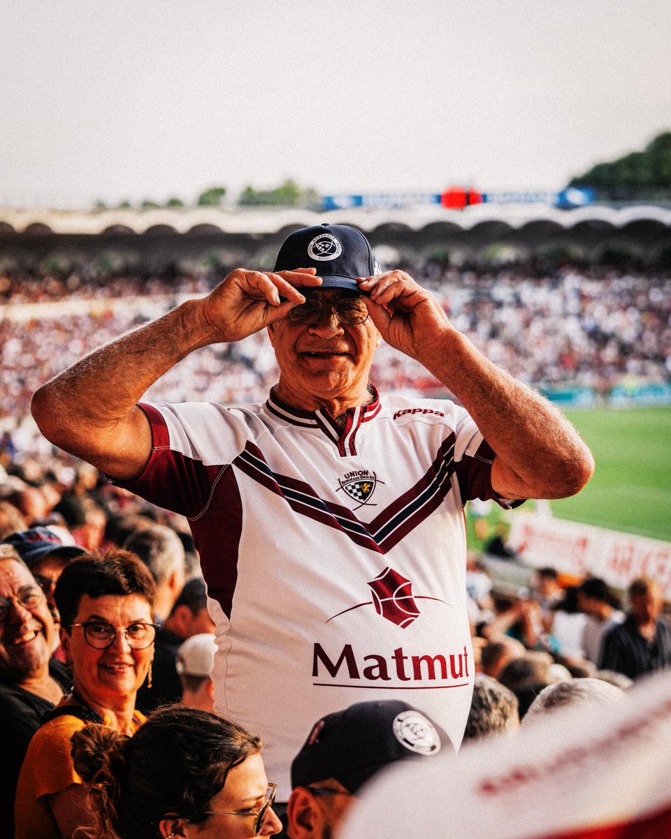 UBBrugby's tweet photo. ʙᴏʀᴅᴇᴀᴜx ᴇɴ ʙʟᴀɴᴄ 🏟️

Tous en Bordeaux &amp; Blanc pour le Barrage face au Racing ! 🍇🤍

#iloveubb #barragestop14 #bordeaux https://t.co/tnDxhgWvDX