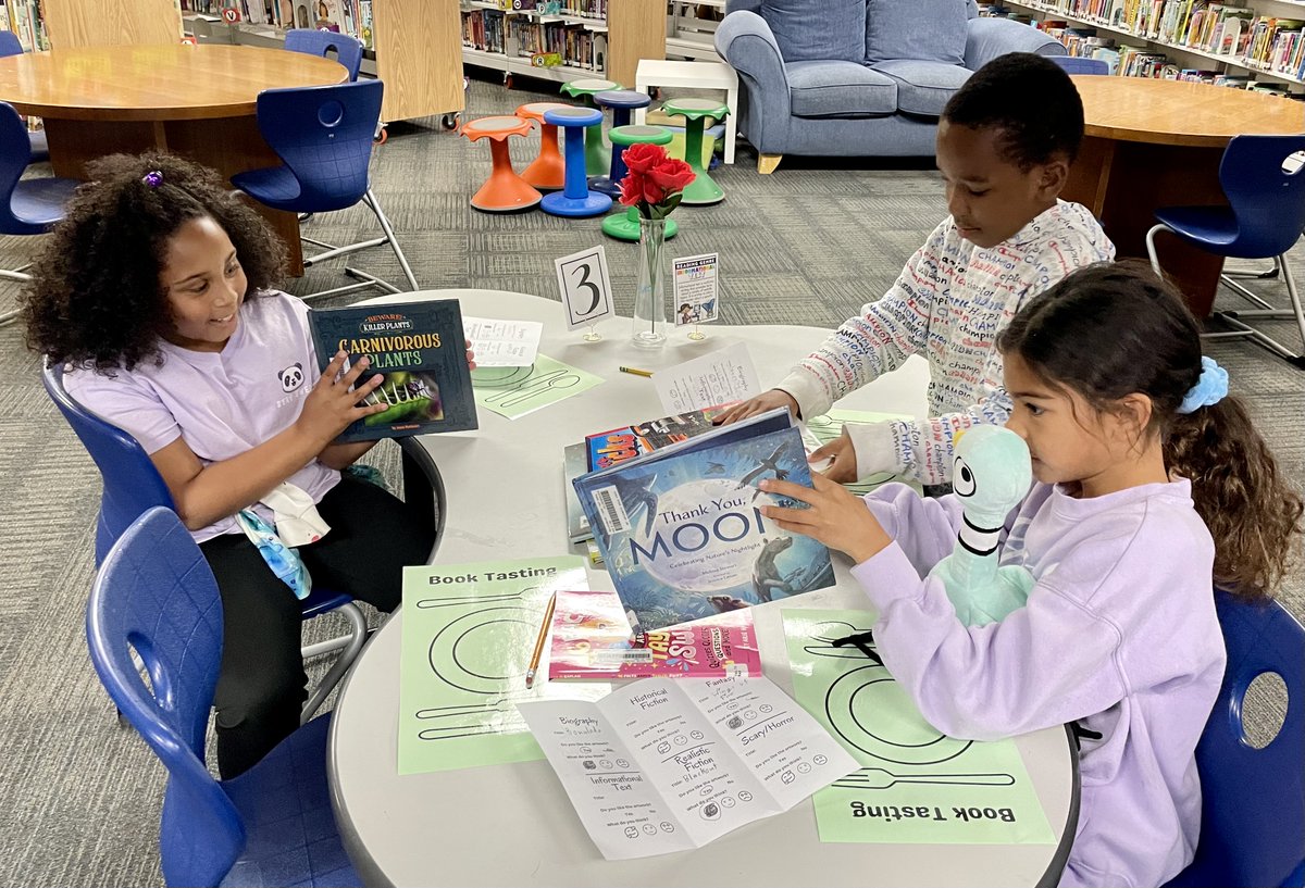 codepted's tweet photo. For @The_Pigeon's What's Up Wednesday, we're exploring literary genres. 

At @dcsdk12, the Pigeon stopped by the library at @eaglessoar101.The Pigeon learned about different genres of books including scifi and nonfiction. The Pigeon's favorite is ornithological adventure. https://t.co/PWHsUnY0iv