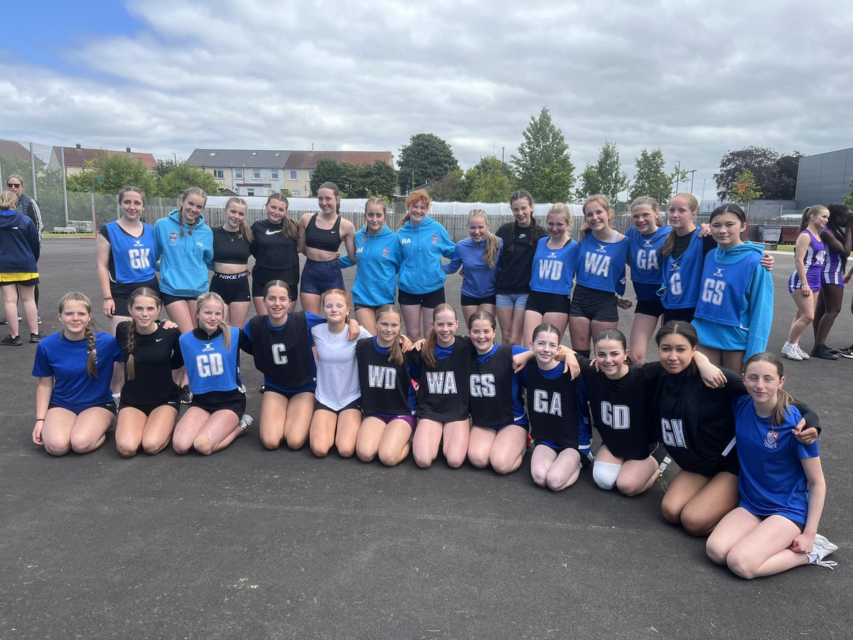 Well done to all of our Netball teams who competed in the Active Schools Netball Festival today! In the S1/2 Festival, our S2 Team finished 1st 🥇 S1 Team finished 2nd 🥈. Kyle S3/4 finished 2nd 🥈 for their age group! 👏